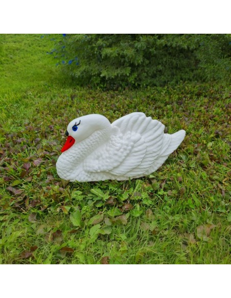 Junger Schwan Schwimmender Figur Gartenfigur